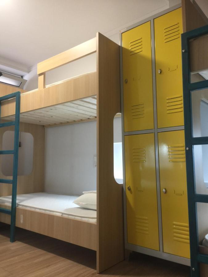 Loutraki Hostel Экстерьер фото